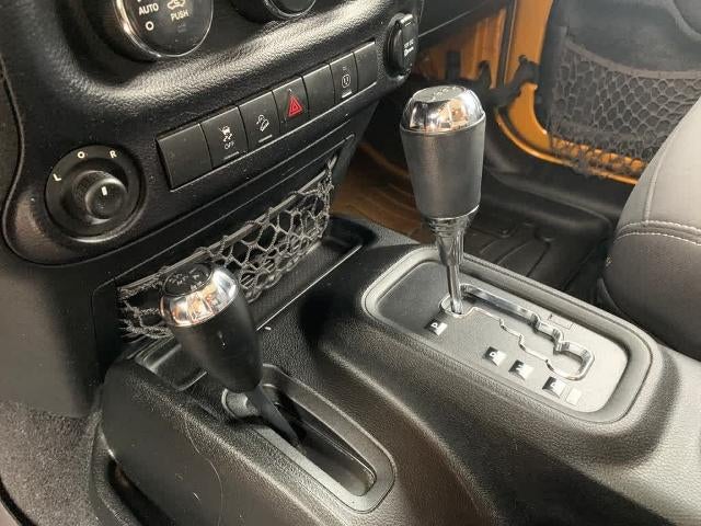 2014 Jeep Wrangler Unlimited 4WD 4dr Sahara