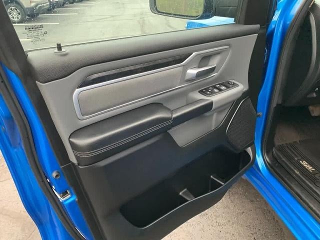 2020 RAM 1500 Big Horn 4x4 Crew Cab 5'7" Box
