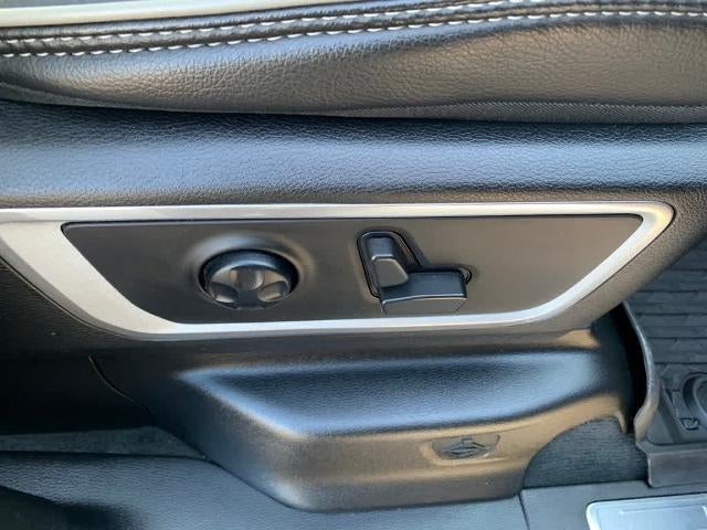 2021 RAM 1500 Laramie 4x4 Crew Cab 5'7" Box