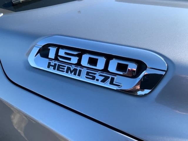 2019 RAM 1500 Longhorn 4x4 Crew Cab 5'7" Box