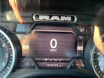 2022 RAM 1500 Laramie 4x4 Crew Cab 6'4" Box