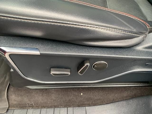 2021 Ford F-150 LARIAT 4WD SuperCrew 5.5' Box