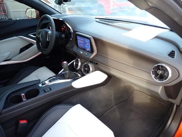 2022 Chevrolet Camaro 2dr Coupe 2SS