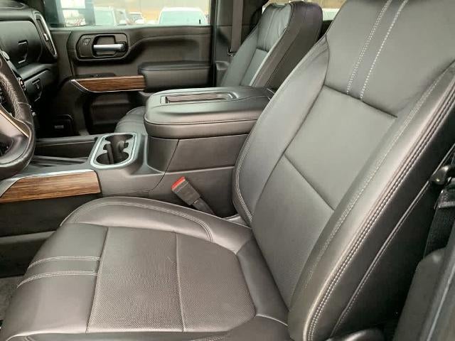 2020 Chevrolet Silverado 2500 HD Crew Cab Standard Box 4-Wheel Drive High Country