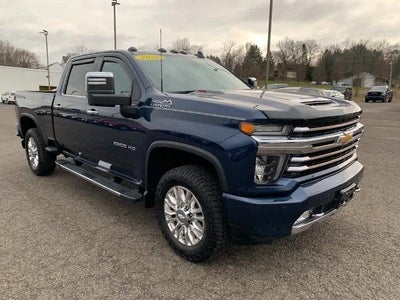 2020 Chevrolet Silverado 2500 HD Crew Cab Standard Box 4-Wheel Drive High Country