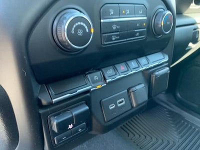2021 Chevrolet Silverado 1500 Double Cab Standard Box 4-Wheel Drive Custom