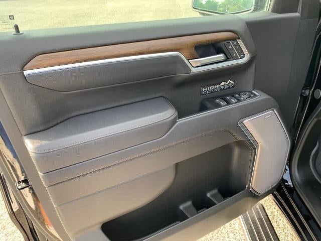 2025 Chevrolet Silverado 1500 Crew Cab Short Box 4-Wheel Drive High Country