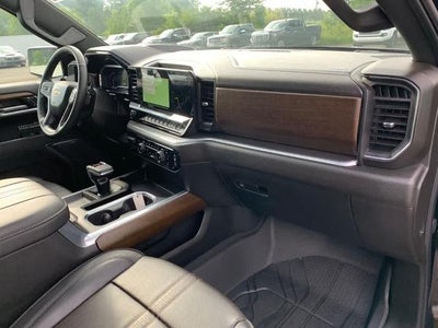 2025 Chevrolet Silverado 1500 Crew Cab Short Box 4-Wheel Drive High Country