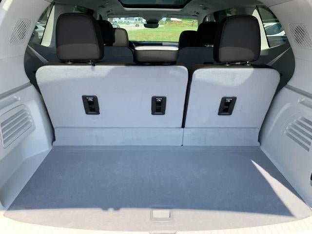2025 GMC Acadia AWD Denali