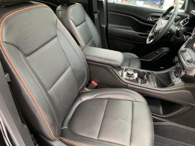 2023 GMC Acadia AWD AT4