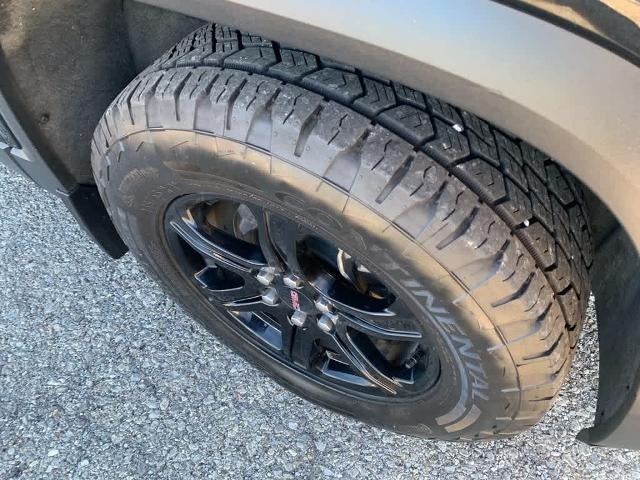 2023 GMC Acadia AWD AT4