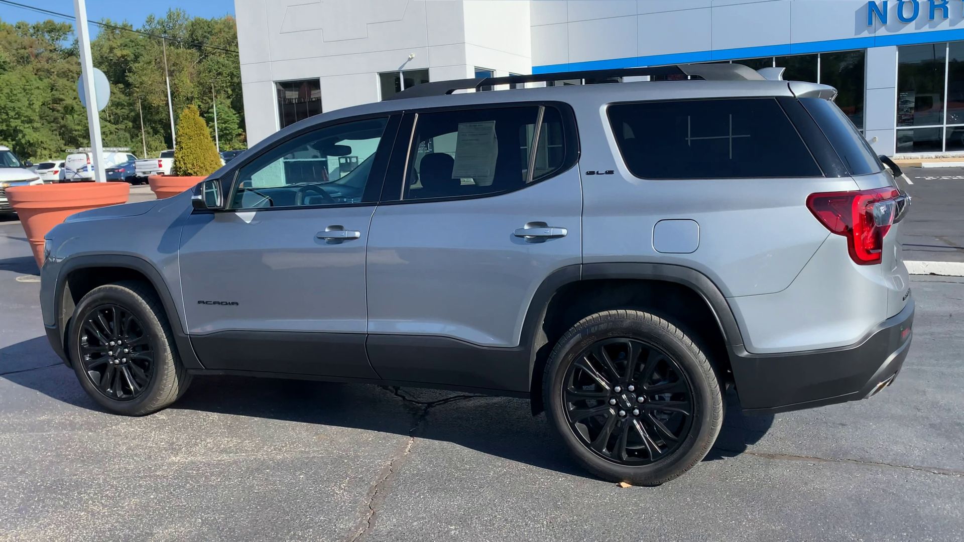 2023 GMC Acadia AWD SLE