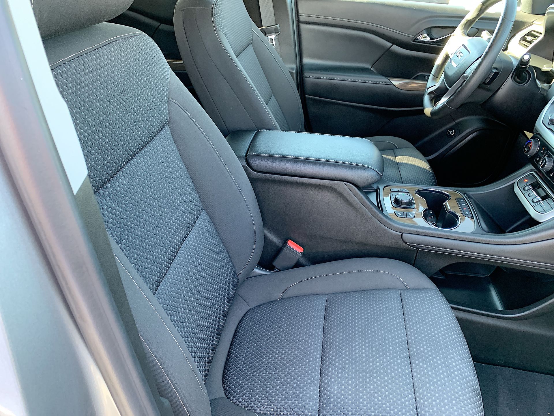 2023 GMC Acadia AWD SLE