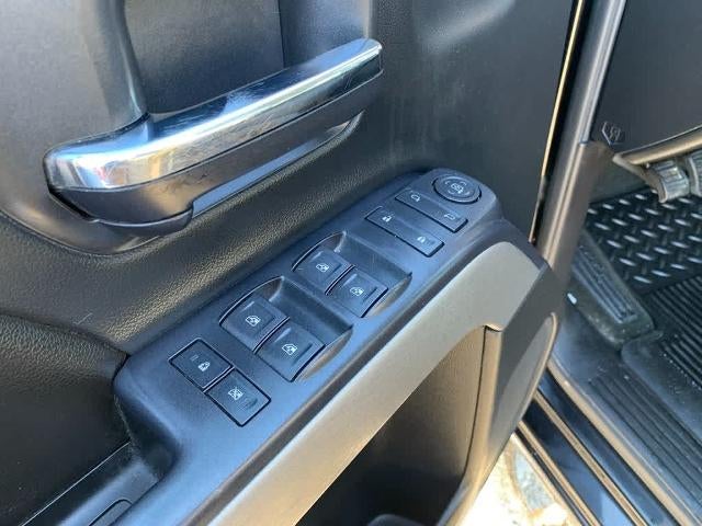 2015 GMC Sierra 2500 HD Crew Cab Standard Box 4-Wheel Drive SLE