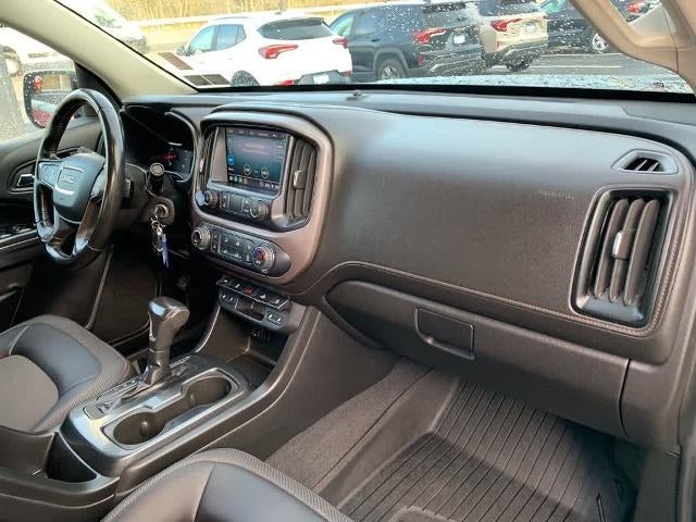 2021 GMC Canyon Crew Cab Short Box 4-Wheel Drive AT4 w/Cloth