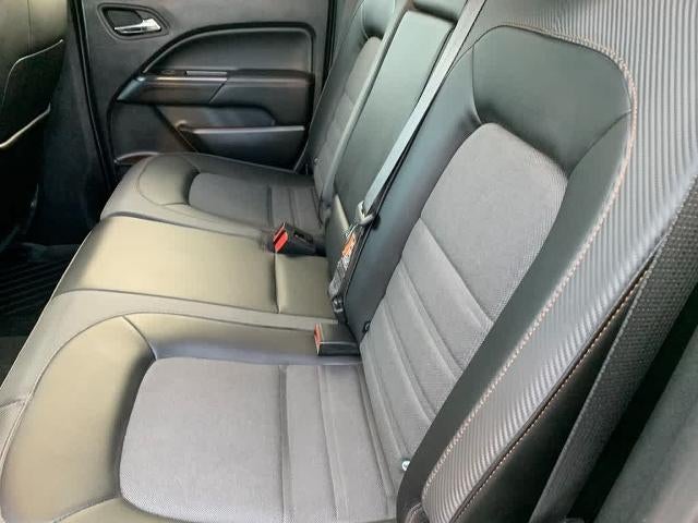 2021 GMC Canyon Crew Cab Short Box 4-Wheel Drive AT4 w/Cloth