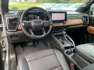 2024 GMC Canyon Crew Cab Short Box 4-Wheel Drive AT4