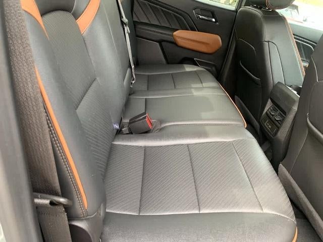 2024 GMC Canyon Crew Cab Short Box 4-Wheel Drive AT4