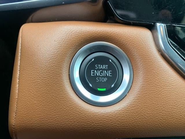 2024 GMC Canyon Crew Cab Short Box 4-Wheel Drive AT4