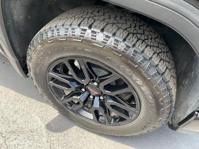 2025 GMC Sierra 1500 Crew Cab Short Box 4-Wheel Drive Elevation 3SB