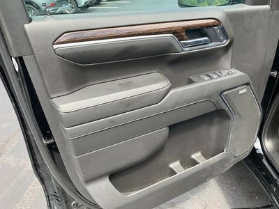 2025 GMC Sierra 1500 Crew Cab Short Box 4-Wheel Drive Elevation 3SB