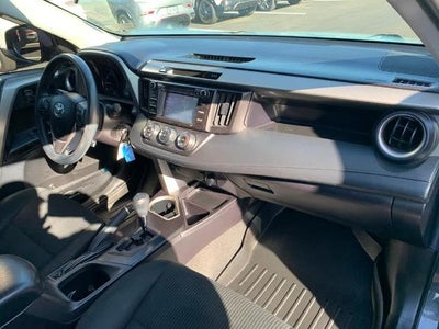 2018 Toyota RAV4 LE AWD (Natl)
