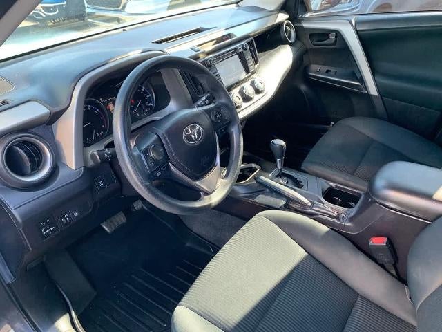 2018 Toyota RAV4 LE AWD (Natl)
