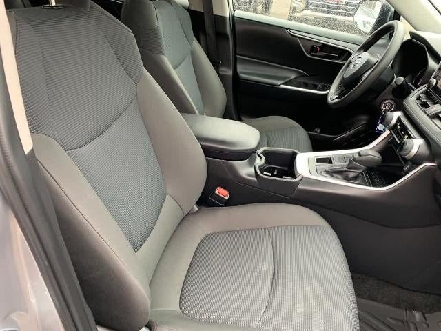 2025 Toyota RAV4 LE AWD (Natl)