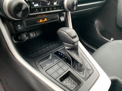 2025 Toyota RAV4 LE AWD (Natl)