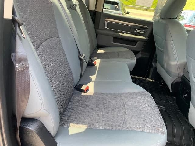 2016 RAM 1500 4WD Crew Cab 5.7 Ft Box Big Horn