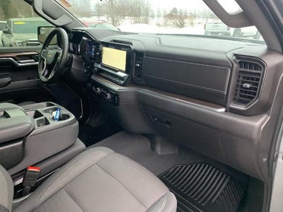 2024 Chevrolet Silverado 1500 Crew Cab Short Box 4-Wheel Drive LT 2FL