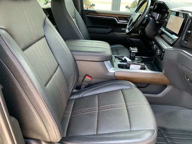 2024 Chevrolet Silverado 1500 Crew Cab Short Box 4-Wheel Drive High Country