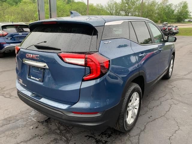2024 GMC Terrain FWD 4dr SLE