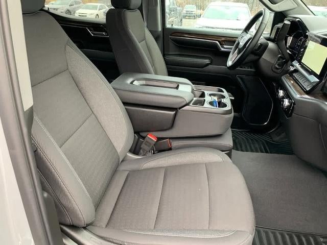 2024 GMC Sierra 1500 Crew Cab Short Box 4-Wheel Drive Elevation 3VL