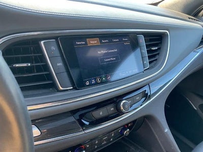 2023 Buick Enclave Essence AWD
