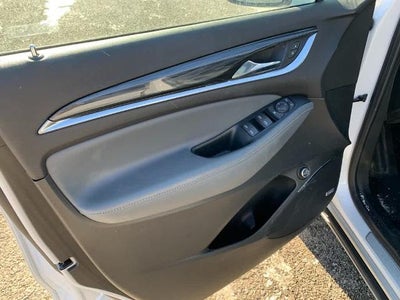 2023 Buick Enclave Essence AWD