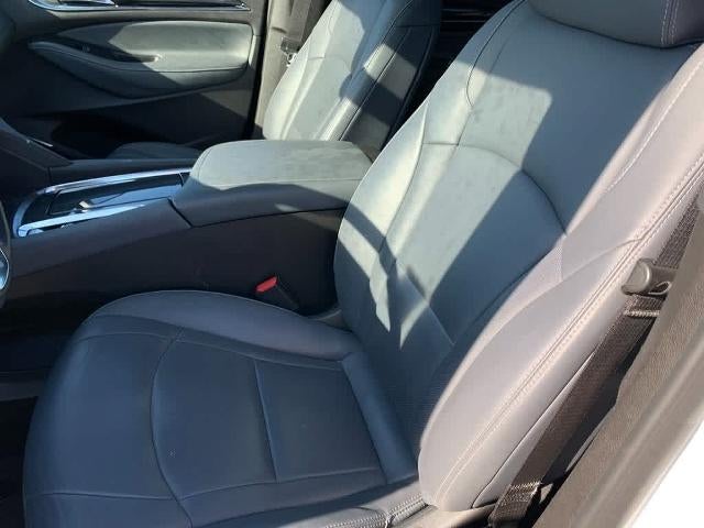 2023 Buick Enclave Essence AWD