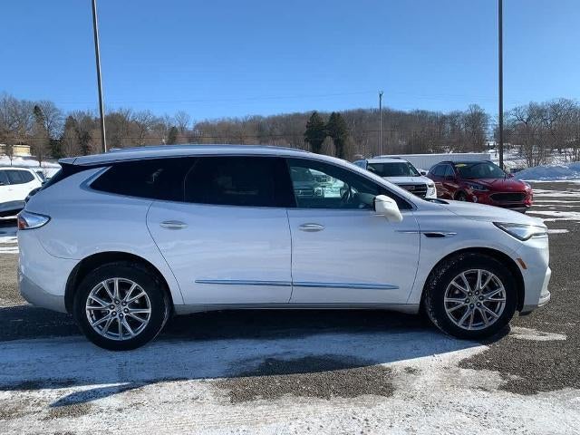 2023 Buick Enclave Essence AWD
