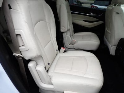2023 Buick Enclave Essence AWD