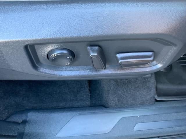 2024 Toyota Tundra 4WD SR5 CrewMax 6.5' Bed (Natl)