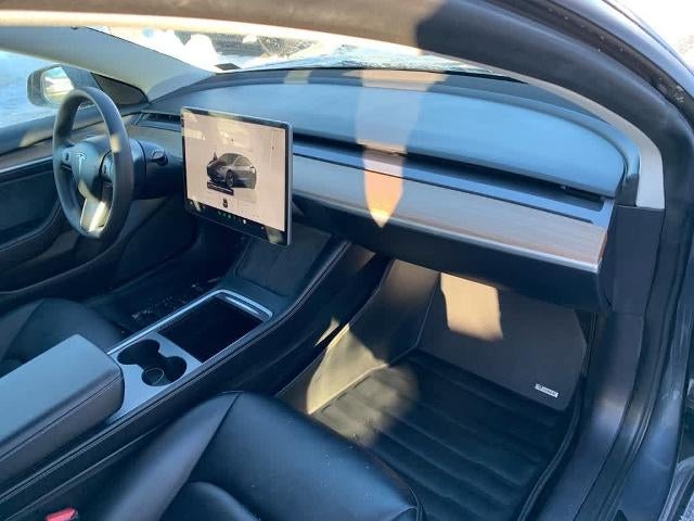 2023 Tesla Model 3 RWD