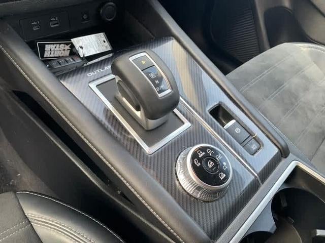 2022 Mitsubishi Outlander SE S-AWC *Ltd Avail*