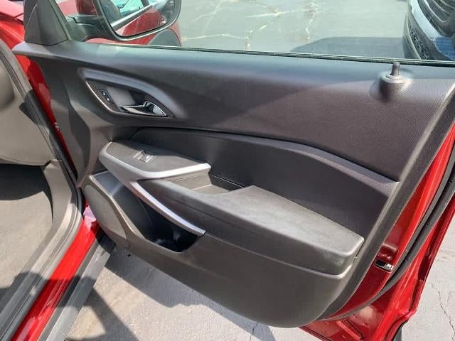 2024 Chevrolet Trax FWD 4dr LS