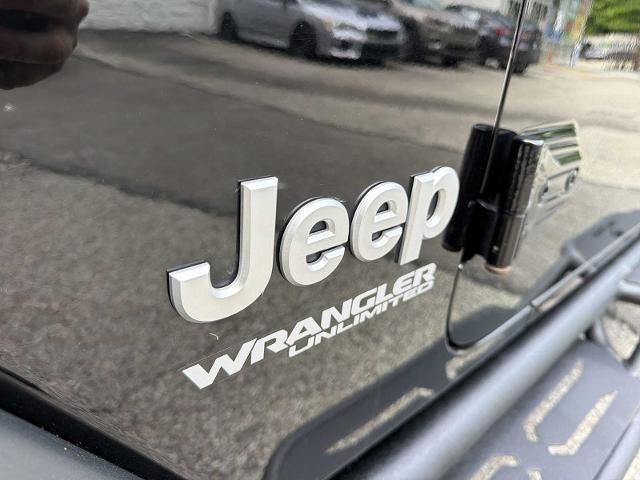 2021 Jeep Wrangler Unlimited Unlimited Islander 4x4 *Ltd Avail*
