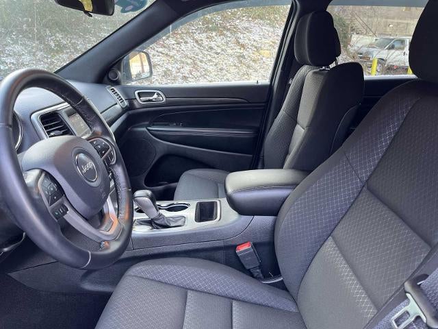 2020 Jeep Grand Cherokee Laredo 4x4