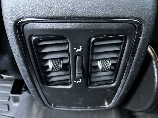 2020 Jeep Grand Cherokee Laredo 4x4