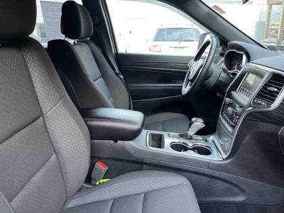 2020 Jeep Grand Cherokee Laredo 4x4