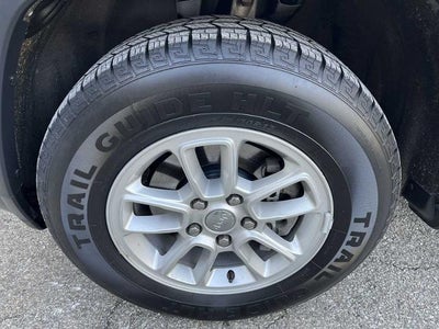 2020 Jeep Grand Cherokee Laredo 4x4