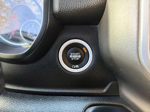 2020 RAM 1500 Big Horn 4x4 Crew Cab 5'7" Box