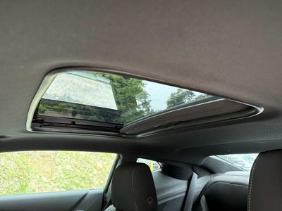 2019 Chevrolet Camaro 2dr Coupe 1LT